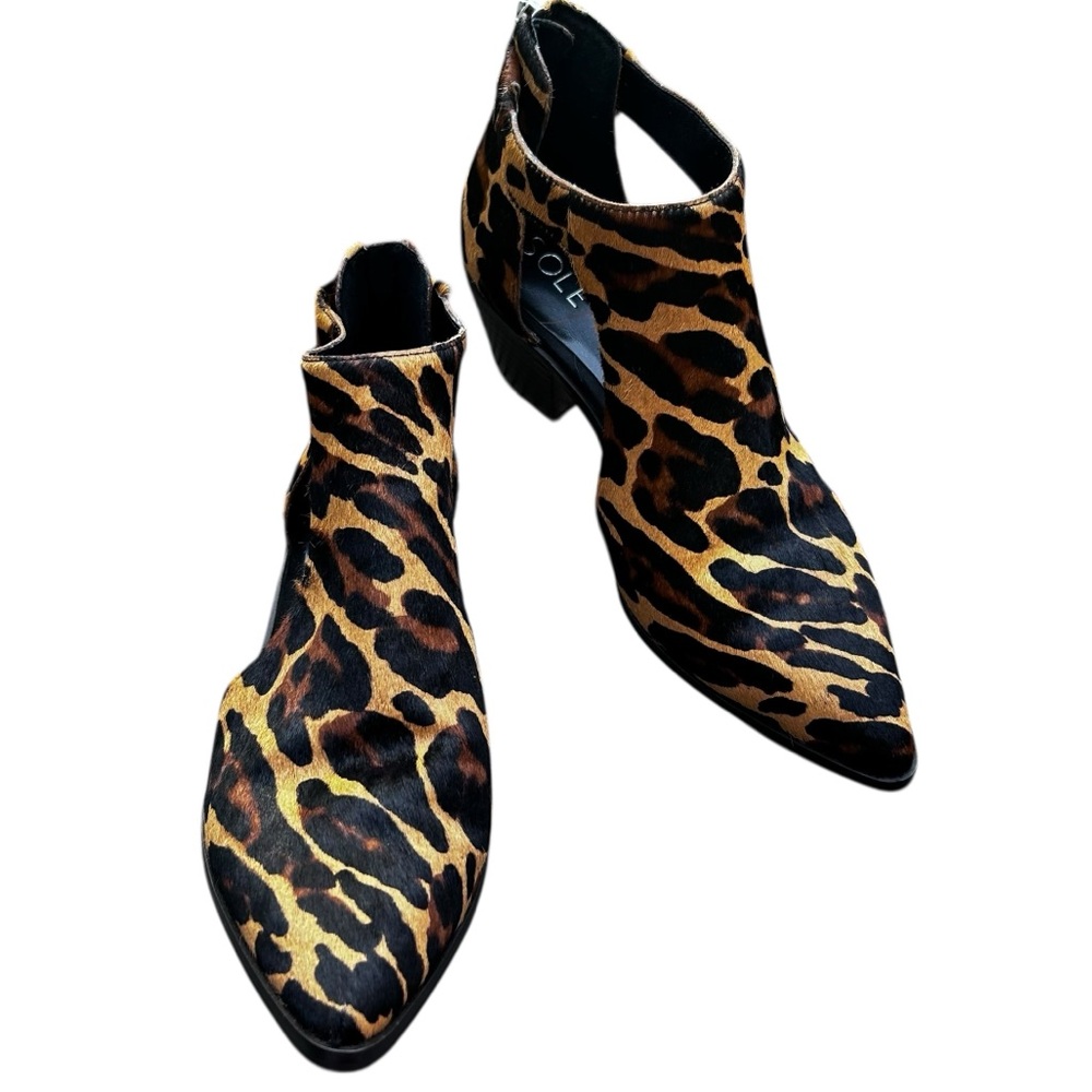 Sole Society So Lynette Leopard Bootie 8 Calf Hair Mob Wife Cut Out Stacked Heel